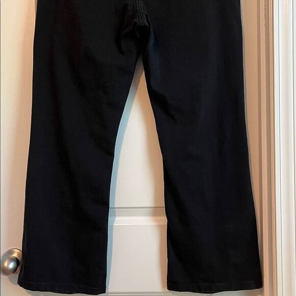 Levi’s 512 Women’s Size 16 Perfectly Slimming Black Bootcut Jeans - Picture 7 of 11